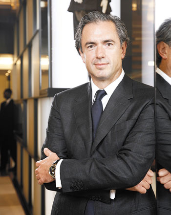 Daniel Lalonde Takes 200 Flights Per Year for Louis Vuitton Daniel Lalonde Takes 200 Flights Per Year for Louis Vuitton