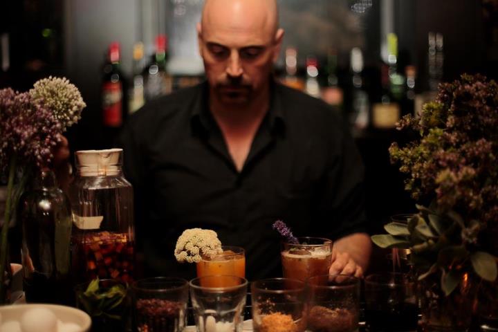 Bartender Matt Biancaniello of the Library Bar at the Roosevelt Hotel Bartender Matt Biancaniello of the Library Bar at the Roosevelt Hotel
